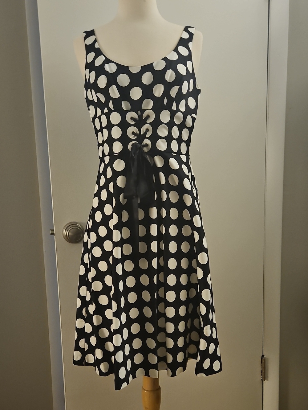 Donna Ricco Knee length black and white polka dot dress